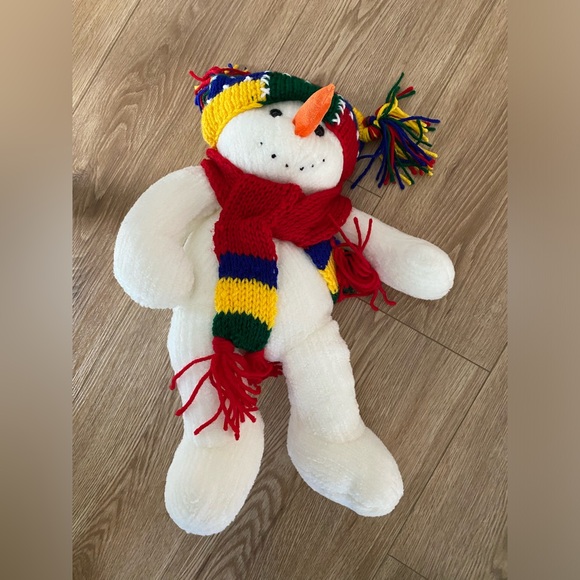 Vintage Sitting Snowman With Matching Hat & Scarf - Picture 2 of 3